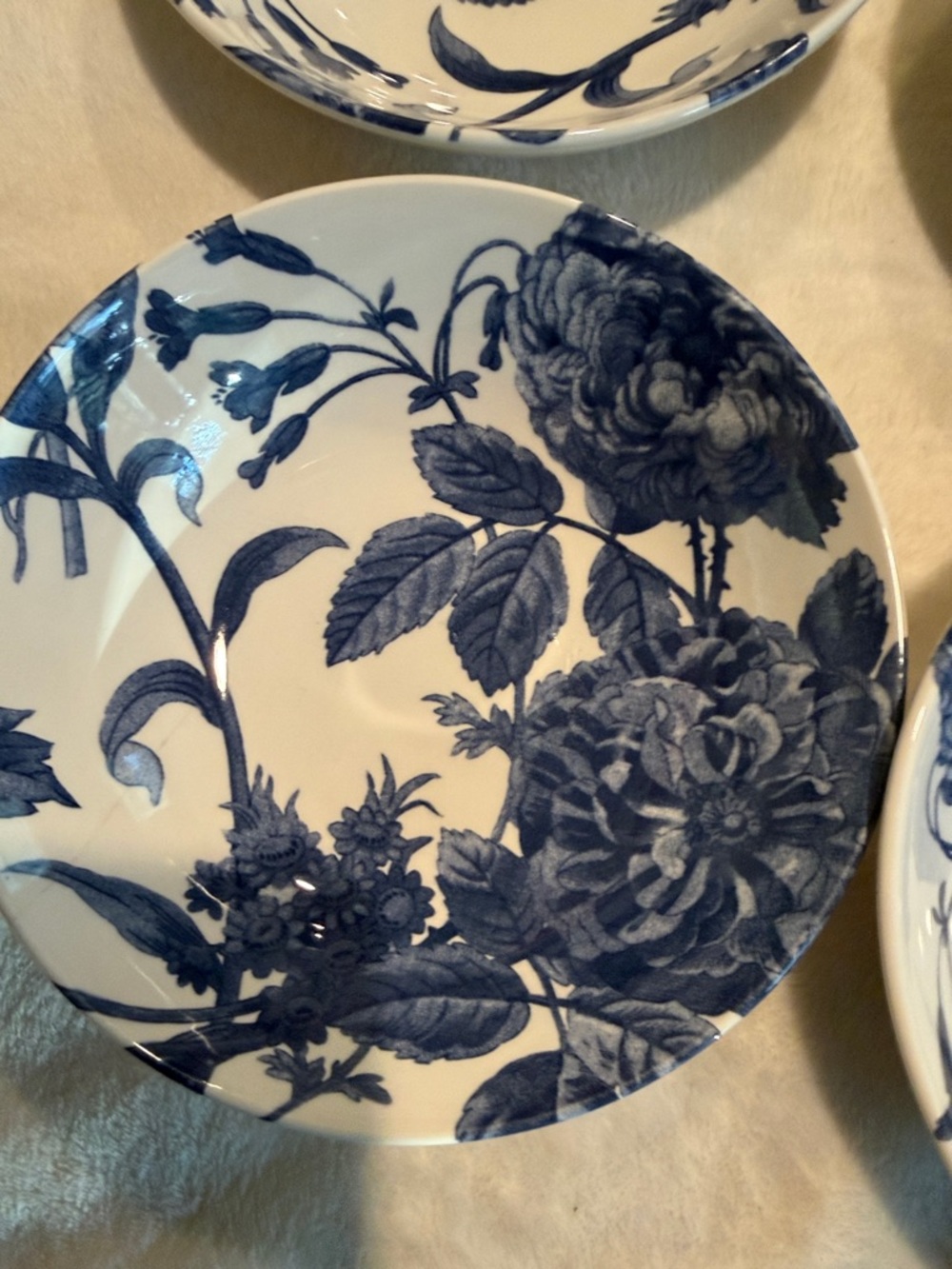 Blue Floral  Dinner Bowls - Elegant Set of 4 - Picture 4 of 8